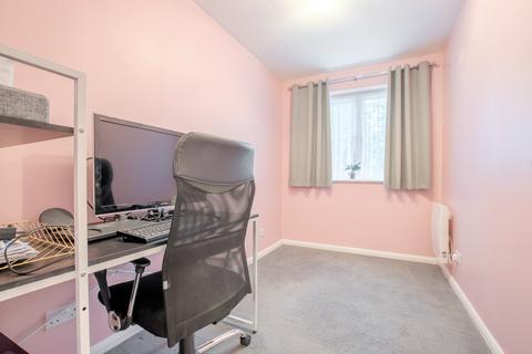 30 Jeffcut Road, Chelmsford, CM2 6XN