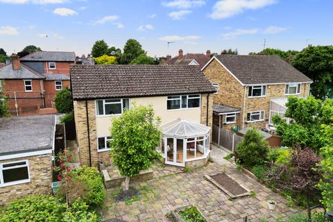 4 bedroom detached house for sale, Southborough Road, Old Moulsham