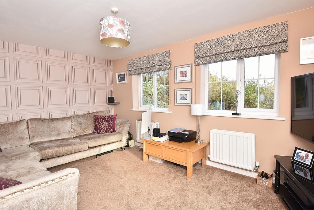 Wincanton, Somerset, BA9 3 bed detached house for sale £300,000