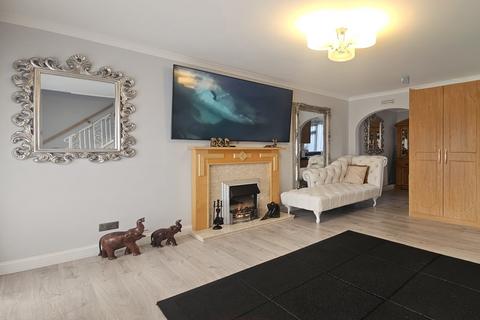 undefined, Milton Road, Ickenham UB10