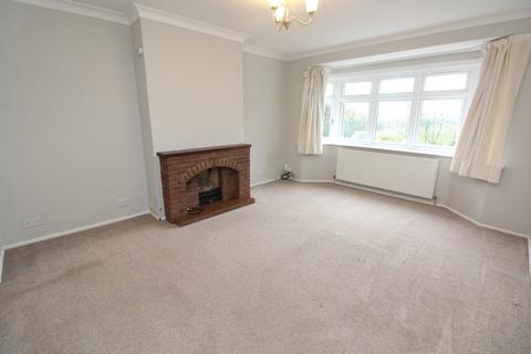 4 bedroom semi-detached house to rent, Esdaile Gardens, RM14