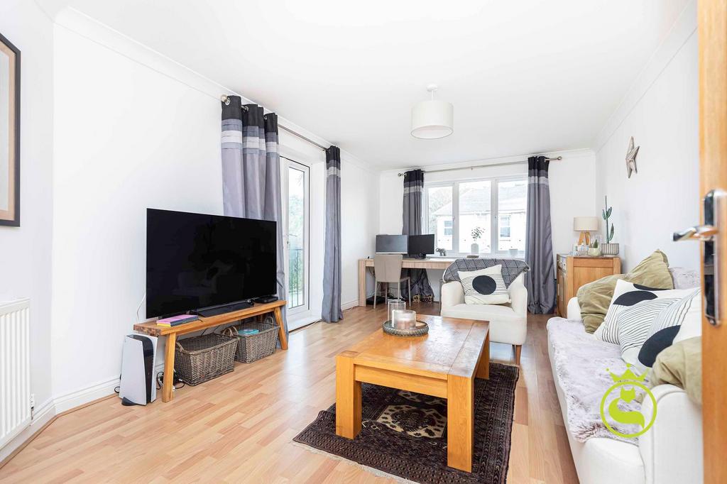 Seashells, Bournemouth BH4 2 bed apartment for sale £300,000