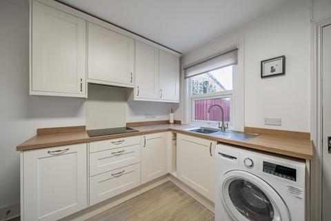 11 Kent Road, West Wickham, BR4 0JL