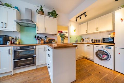 3 Vant Road, London, SW17 8TH