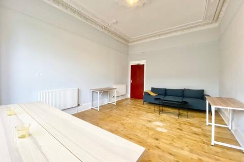 3 bedroom flat to rent - Sauchiehall Street, Glasgow, G3