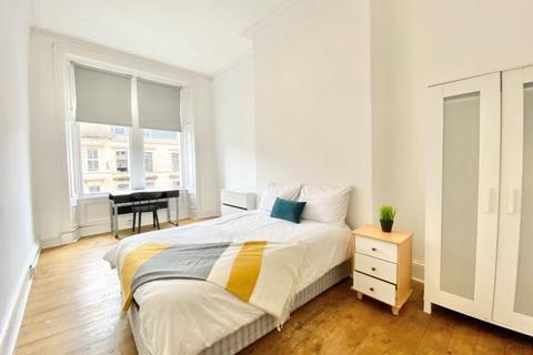 4 bedroom flat to rent, Sauchiehall Street, Glasgow, G3