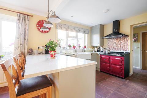 4 bedroom detached house for sale, Ferndale Road, Chichester, PO19