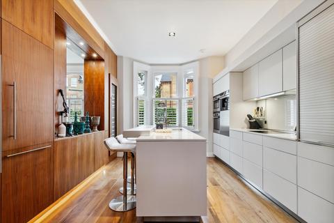 4 bedroom terraced house for sale, Brynmaer Road, London, SW11