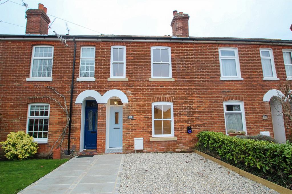 Swanwick Lane, Swanwick, Southampton, Hampshire, SO31 2 bed terraced