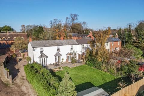4 bedroom semi-detached house for sale, Sheepcote Cottages, Bromsgrove, B61 0BH