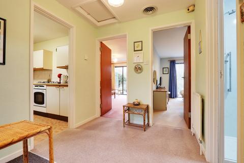 12 Amport Close, Lychpit, Basingstoke, RG24 8UU