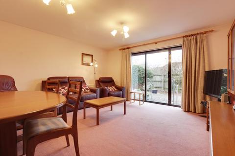 12 Amport Close, Lychpit, Basingstoke, RG24 8UU