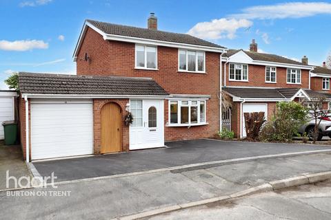 3 bedroom detached house for sale, Hall Close, Blackfordby, Swadlincote