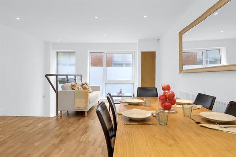 2 bedroom apartment for sale, Britton Street, EC1M