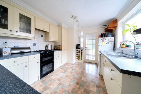 5 bedroom semi-detached house for sale - Olivers Battery Road South, Winchester, SO22