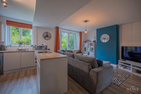 12 Bonner Grove, Walsall, WS9 0DU