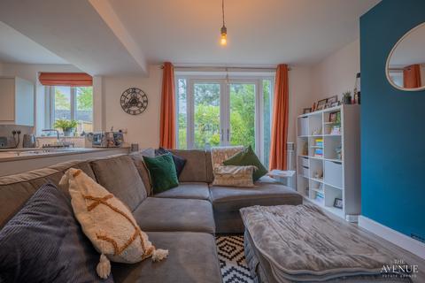 12 Bonner Grove, Walsall, WS9 0DU