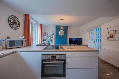 12 Bonner Grove, Walsall, WS9 0DU