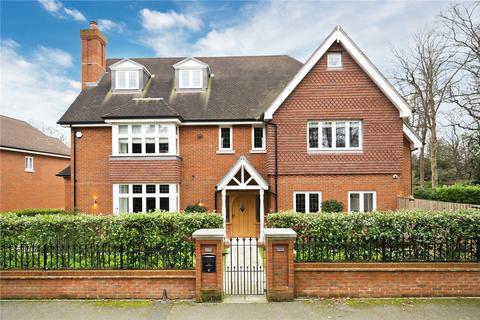 5 bedroom detached house for sale, Burwood Park Road, Hersham, Walton-on-Thames, Surrey, KT12