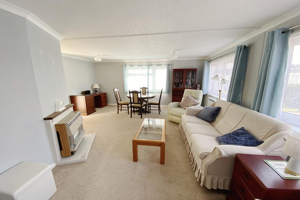 Oaktree Park, St Leonards Nr Ringwood... 2 bed park home for sale £
