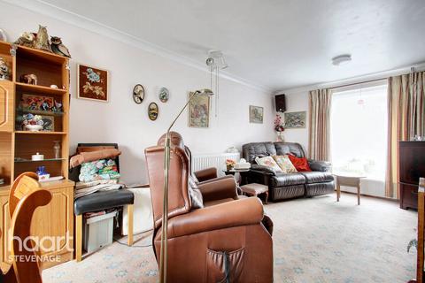 45 Featherston Road, Stevenage, SG2 9PN
