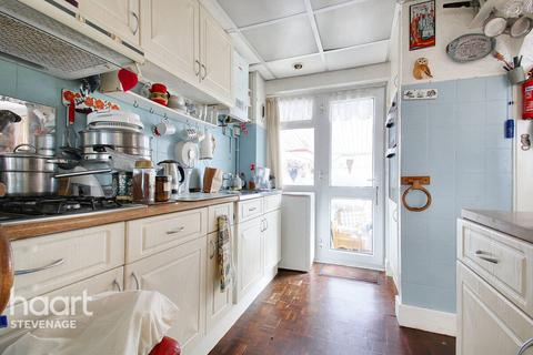 45 Featherston Road, Stevenage, SG2 9PN