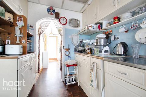 45 Featherston Road, Stevenage, SG2 9PN