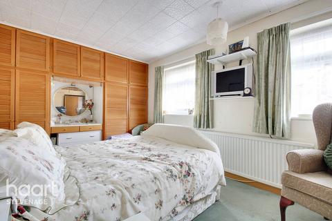 45 Featherston Road, Stevenage, SG2 9PN