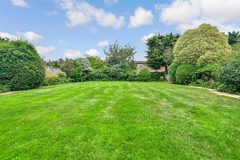 4 bedroom detached house for sale - Brook Rise, Chigwell, Essex
