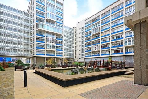 2 bedroom apartment to rent, Newington Causweway, Elephant & Castle, London, SE1