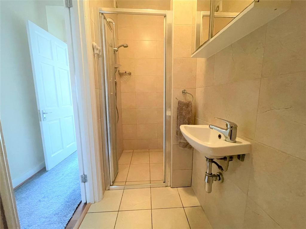 Ground Floor Shower