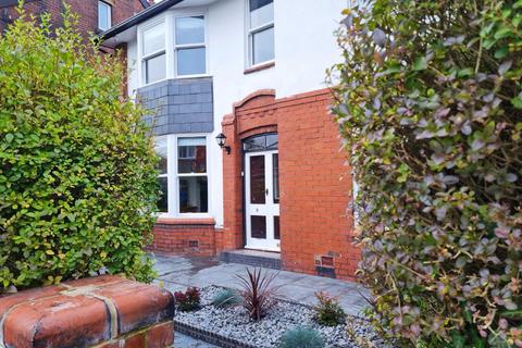 9 Rush Hill Road, Uppermill, Oldham, OL3 6JD