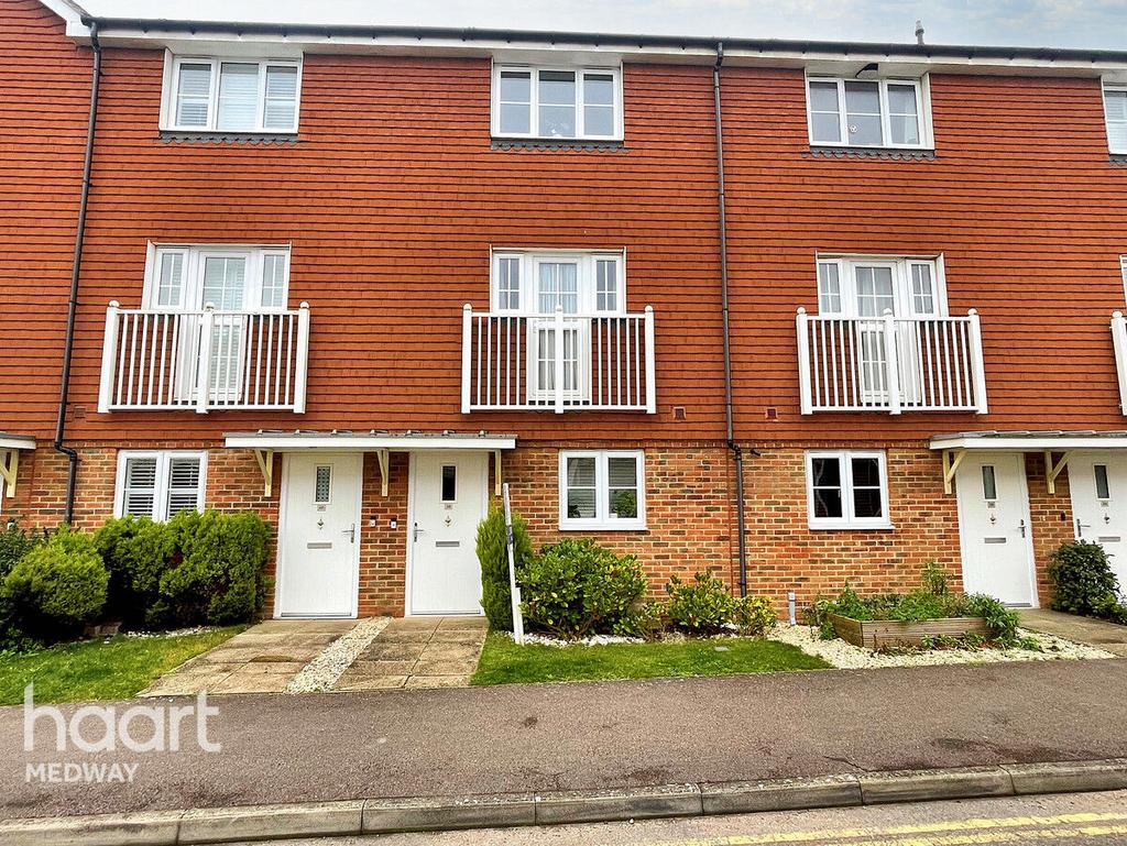 Hambrook Road, Snodland 4 bed terraced house for sale £400,000