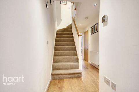 38 Hambrook Road, Snodland, ME6 5SQ