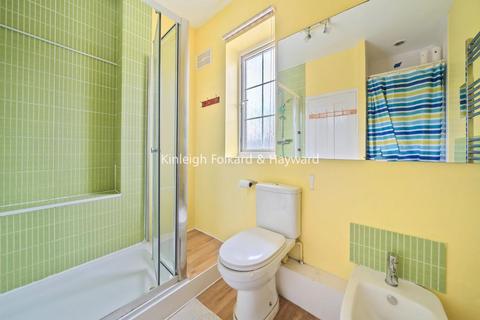 110 Moorside Road, Bromley, BR1 5ER