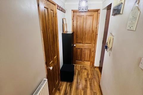 1 bedroom flat to rent, Gledwood Drive, UB4 0AF