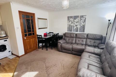 1 bedroom flat to rent, Gledwood Drive, UB4 0AF