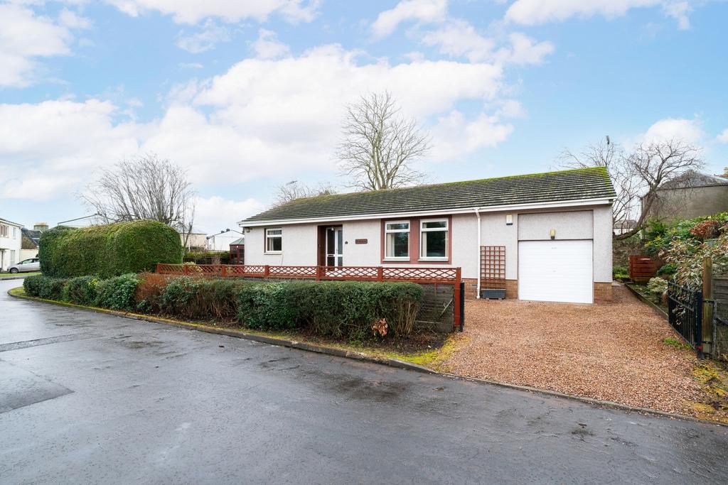 Montrave Avenue, Cupar, KY15 2 bed bungalow - £235,000