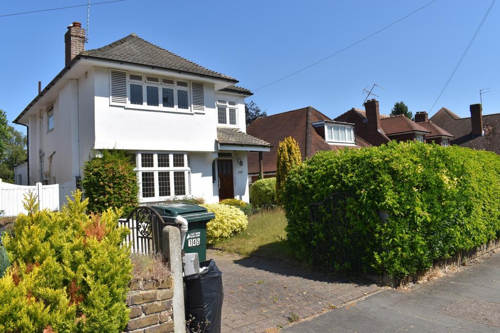 4 Bedrooms Detached House In Watford