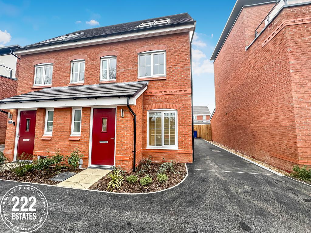 5 Lullington Close Warrington WA1 1HB 3 bed semidetached house £