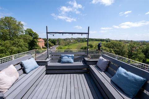 1 bedroom penthouse for sale, Streatham, London SW16