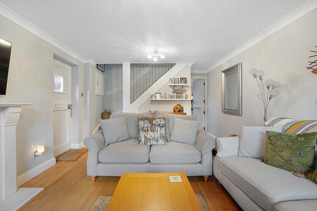 Silver Tree Close, Walderslade 2 bed semidetached house for sale £310,000