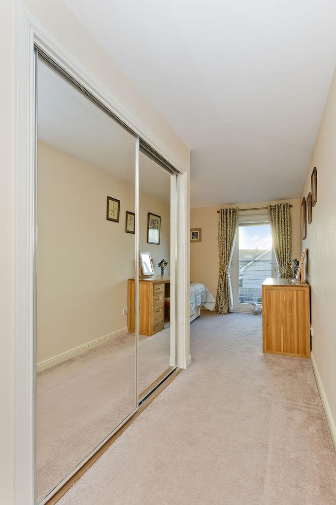 Bed 1 Wardrobe