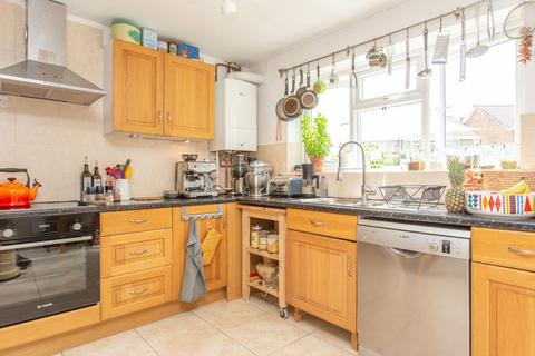3 bedroom semi-detached house for sale, Shaftesbury Road, Canterbury, CT2