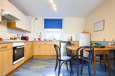 5 bedroom terraced house to rent, Upper Lewes Road, Brighton, East Sussex, BN2