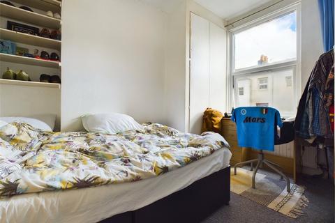 4 bedroom terraced house to rent, Islingword Street, Brighton, East Sussex, BN2