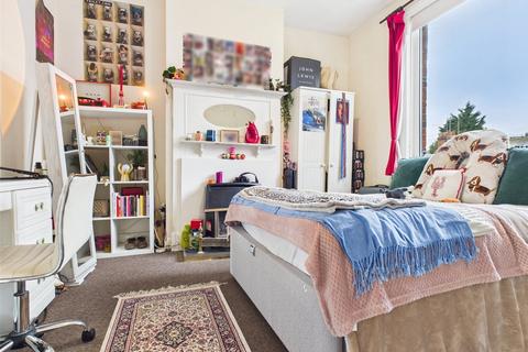4 bedroom terraced house to rent, Coombe Road, Brighton, East Sussex, BN2