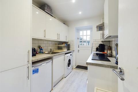 1 bedroom apartment to rent, Brunswick Place, Hove, BN3