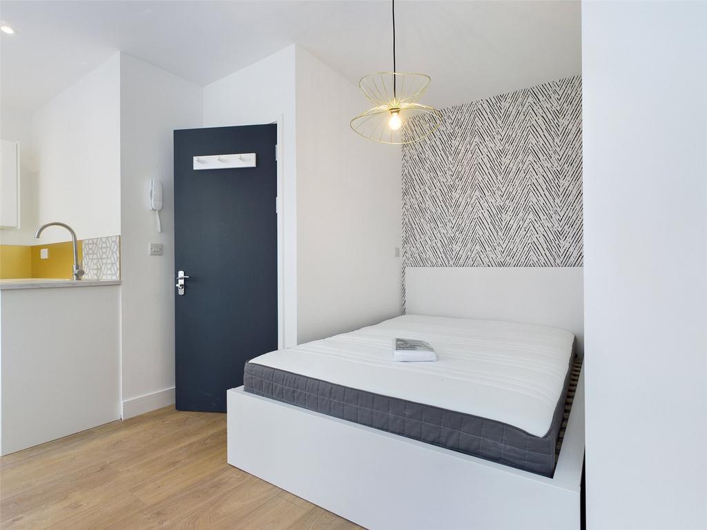 Bedroom-To-Remt
