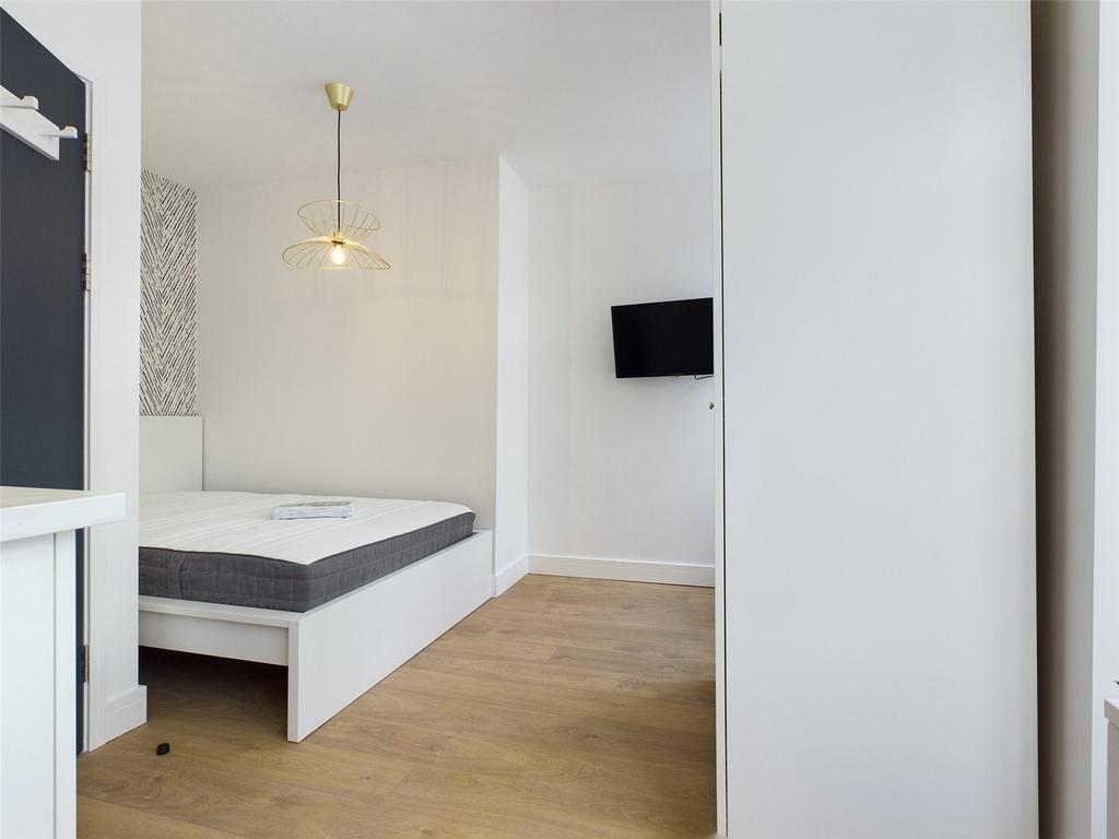 Bedroom-To-Remt